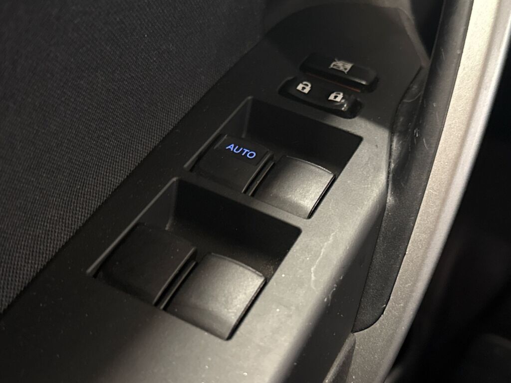 Toyota Auris 2014 Musta