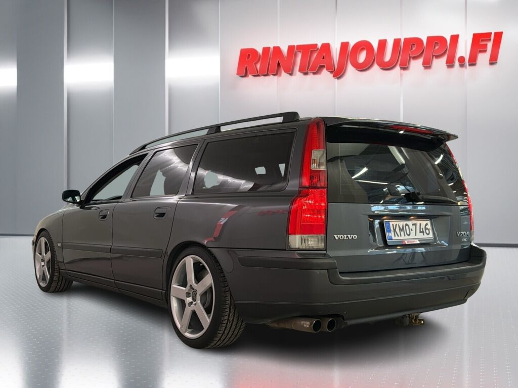 Volvo V70 2004 Harmaa