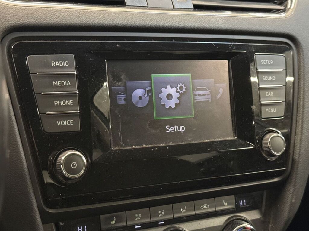 Skoda Octavia 2014 Hopea