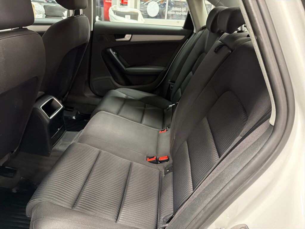 Audi A4 2014 Valkoinen