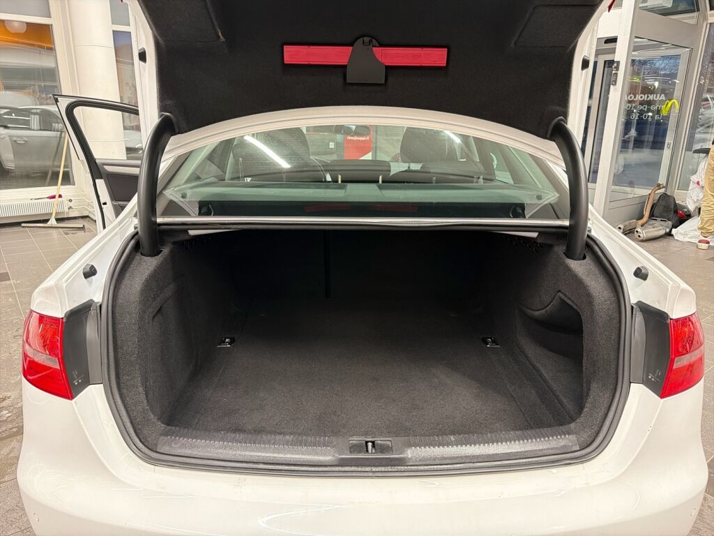 Audi A4 2014 Valkoinen