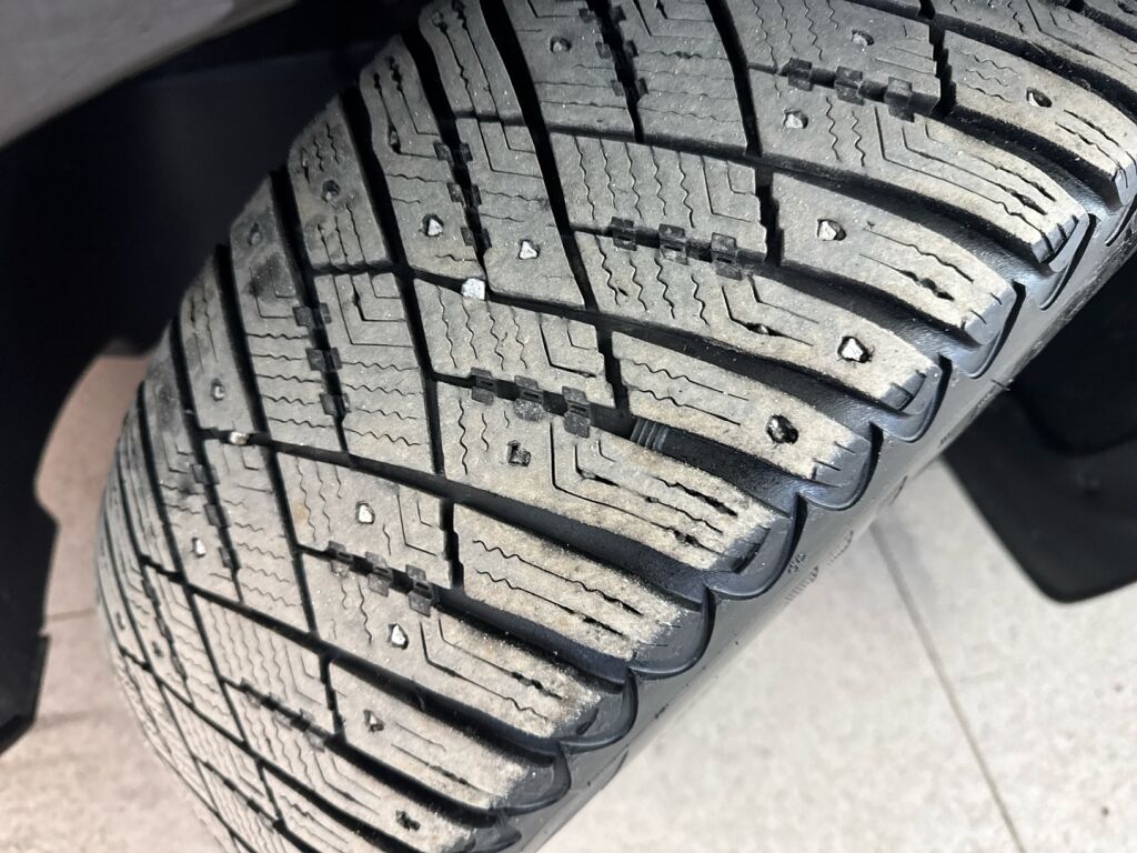 Volkswagen Passat 2014 Ruskea (beige)