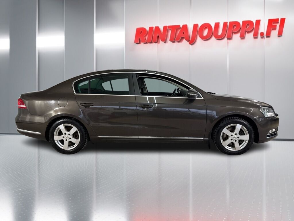 Volkswagen Passat 2014 Ruskea (beige)