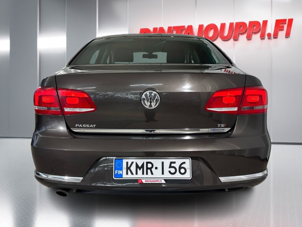 Volkswagen Passat 2014 Ruskea (beige)