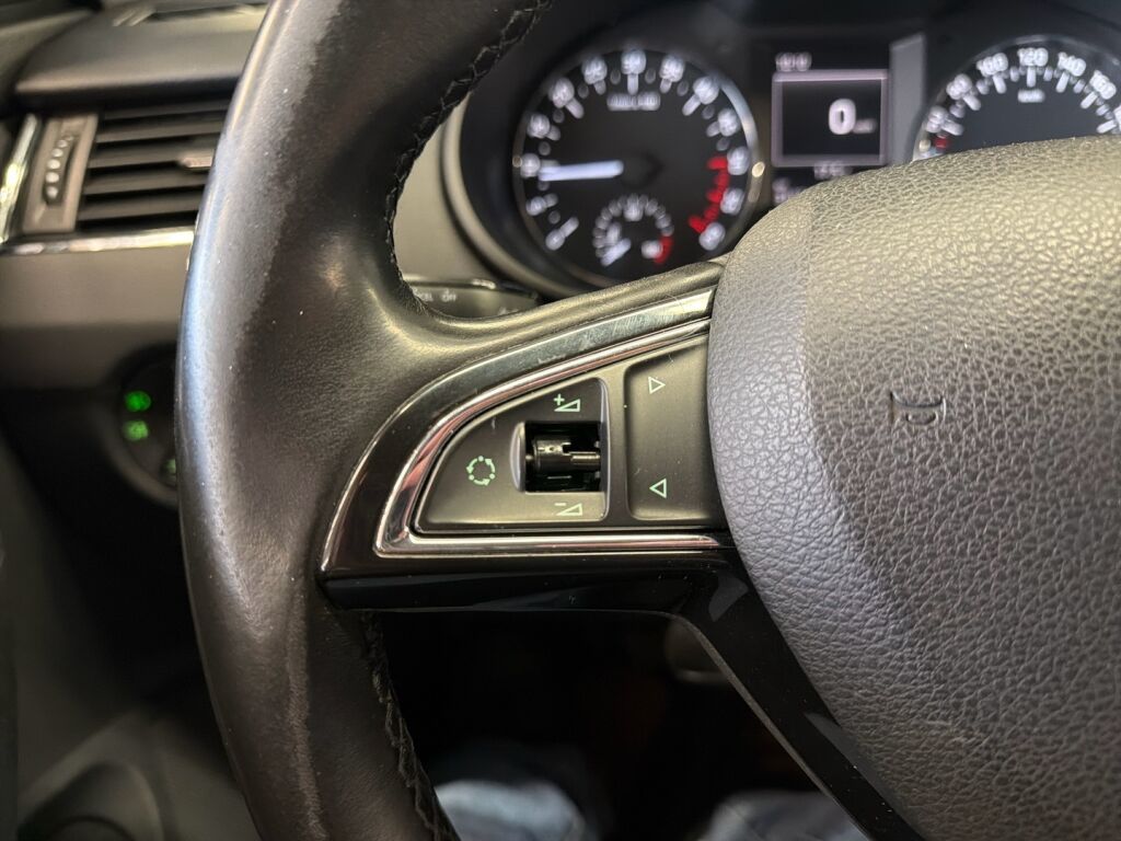 Skoda Octavia 2014 Hopea