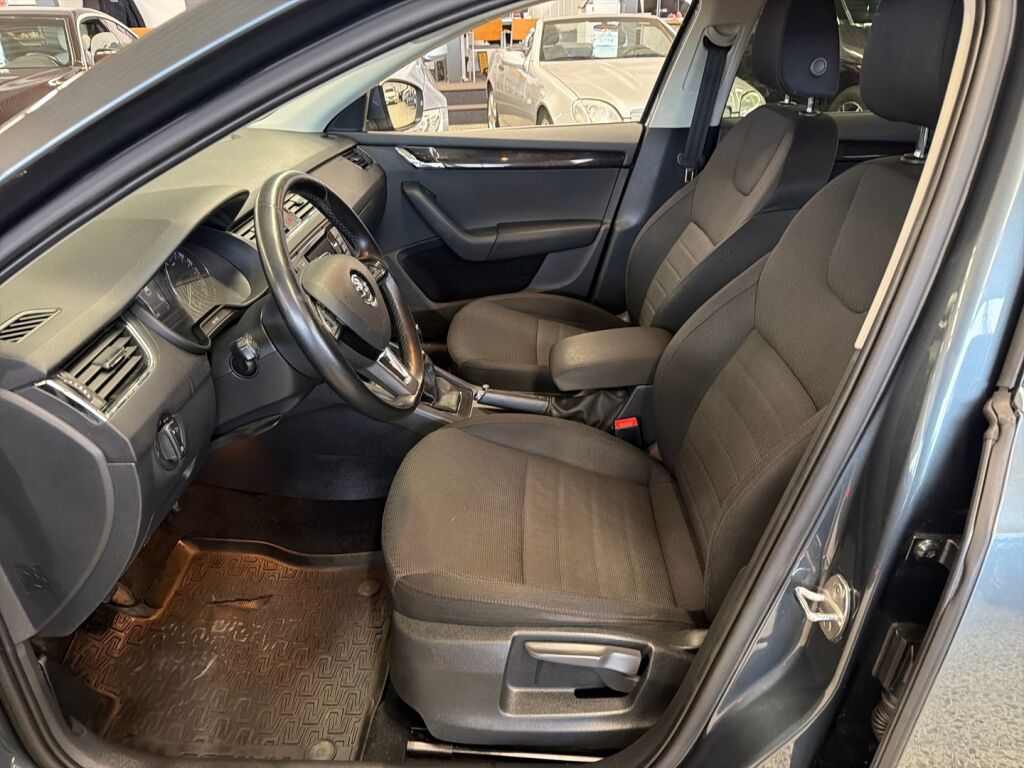 Skoda Octavia 2014 Hopea