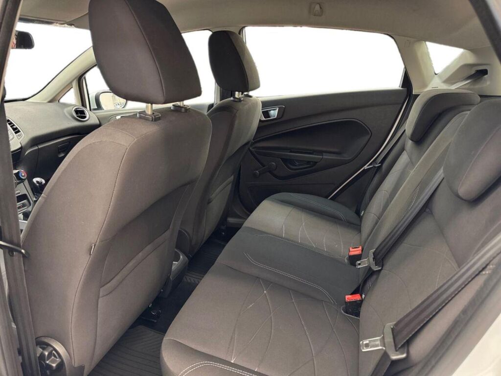 Ford Fiesta 2014 Valkoinen