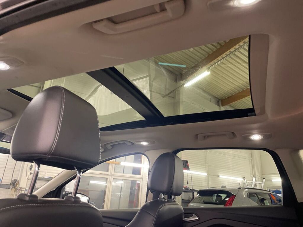 Ford Kuga 2014 Harmaa