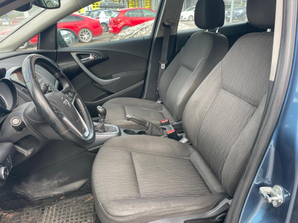 Opel Astra 2014 Sininen