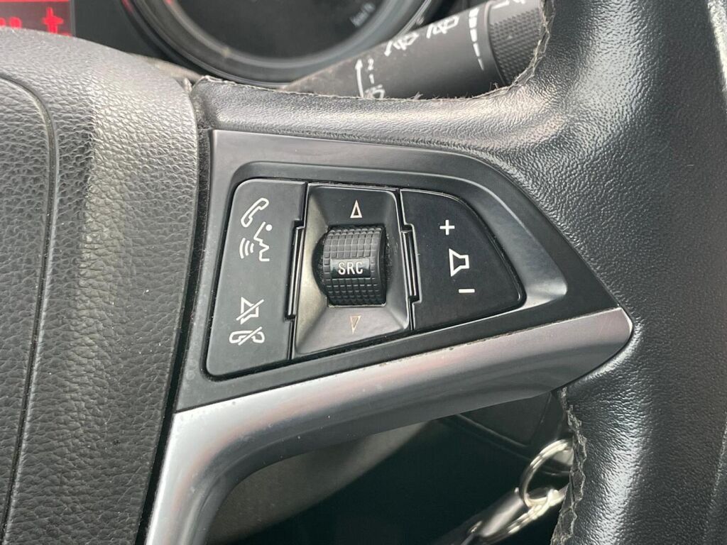 Opel Astra 2014 Sininen