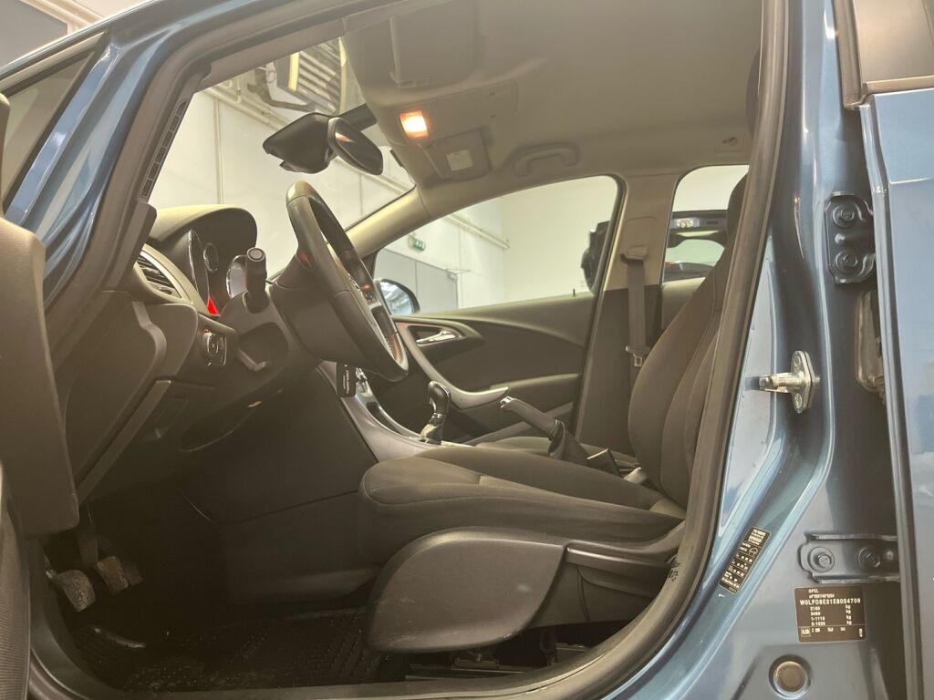 Opel Astra 2014 Sininen