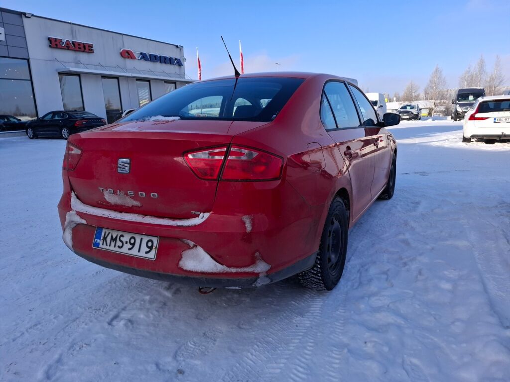 Seat Toledo 2014 Punainen
