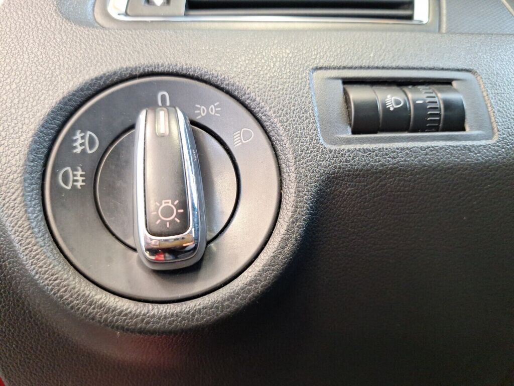 Seat Toledo 2014 Punainen