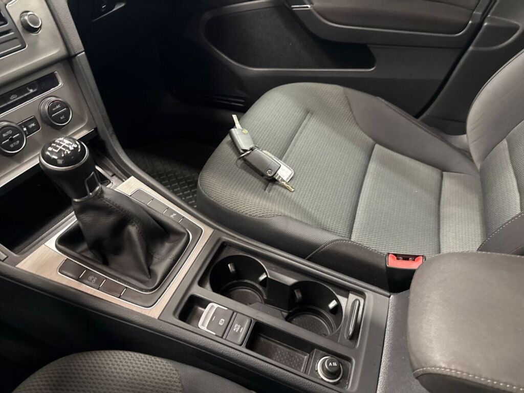 Volkswagen Golf 2014 Hopea