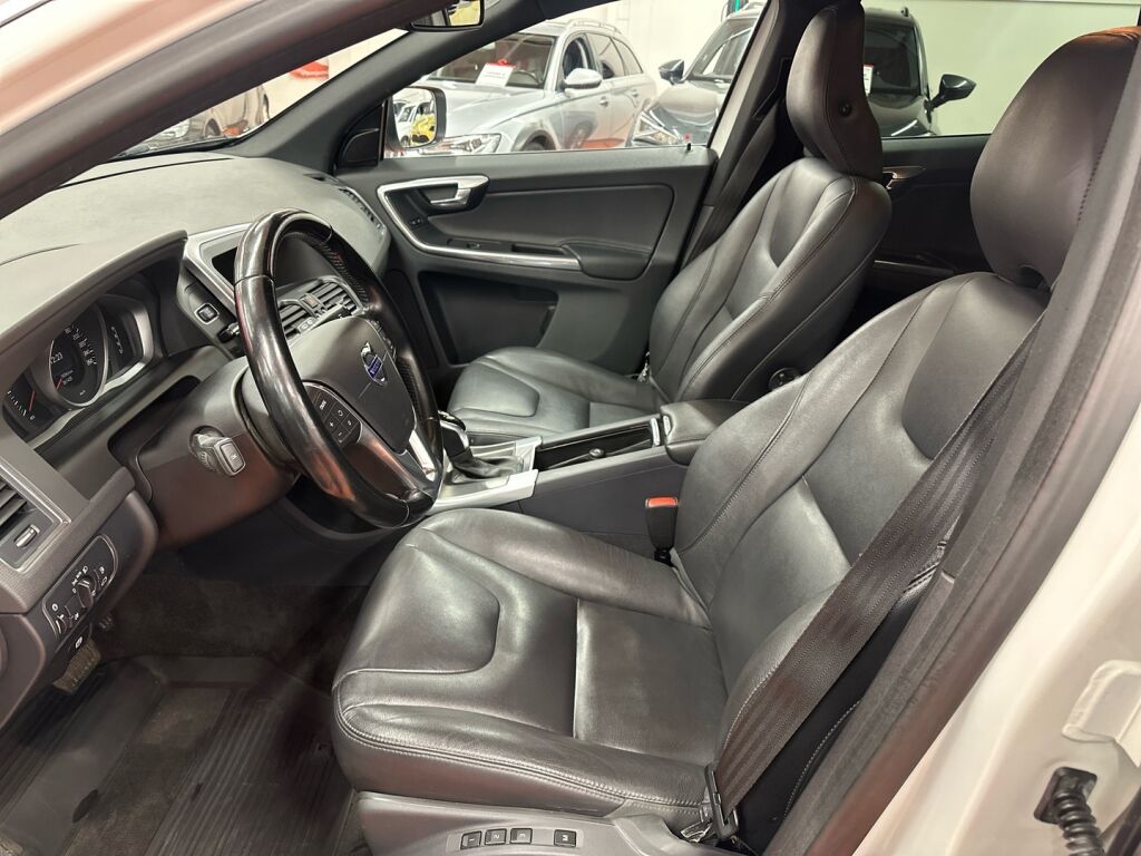 Volvo XC60 2014 Valkoinen