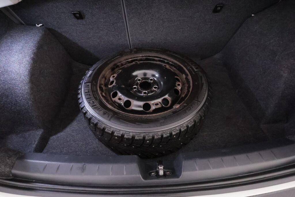 Seat Ibiza 2014 Valkoinen