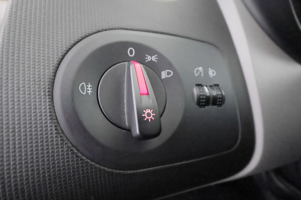 Seat Ibiza 2014 Valkoinen