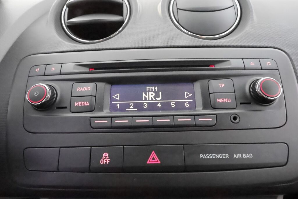 Seat Ibiza 2014 Valkoinen