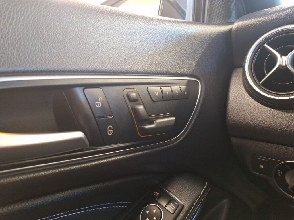 Mercedes-Benz CLA 2014 Harmaa