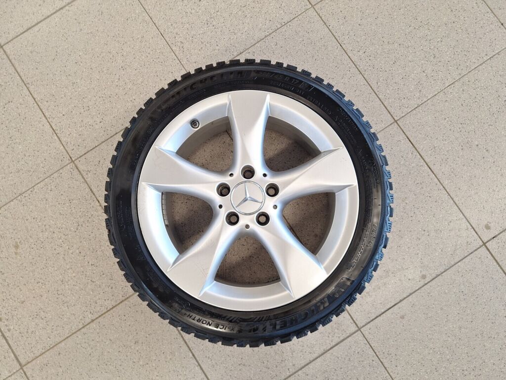 Mercedes-Benz CLA 2014 Harmaa