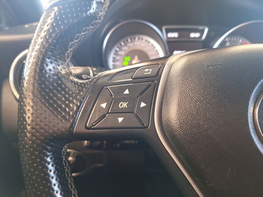 Mercedes-Benz CLA 2014 Harmaa