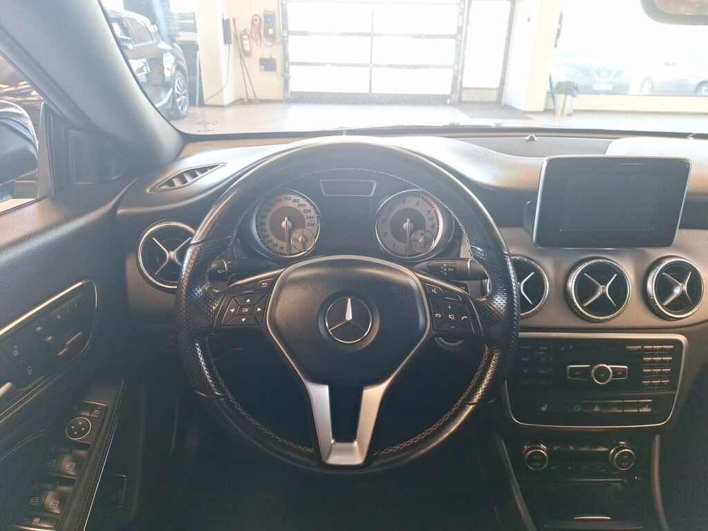 Mercedes-Benz CLA 2014 Harmaa
