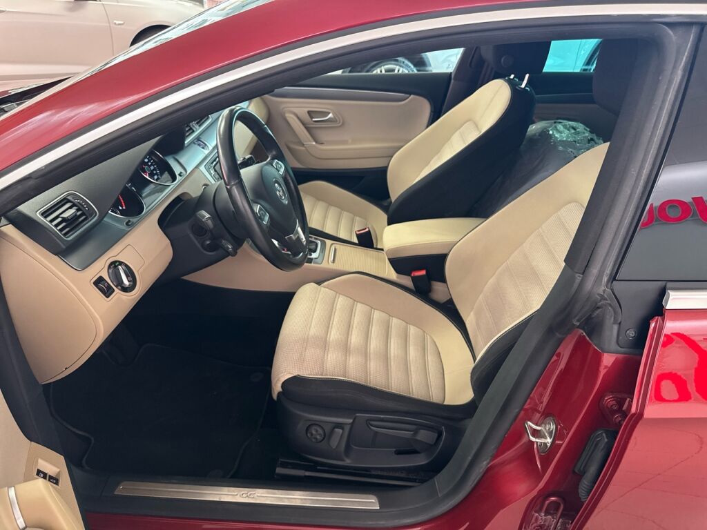 Volkswagen CC 2015 Punainen