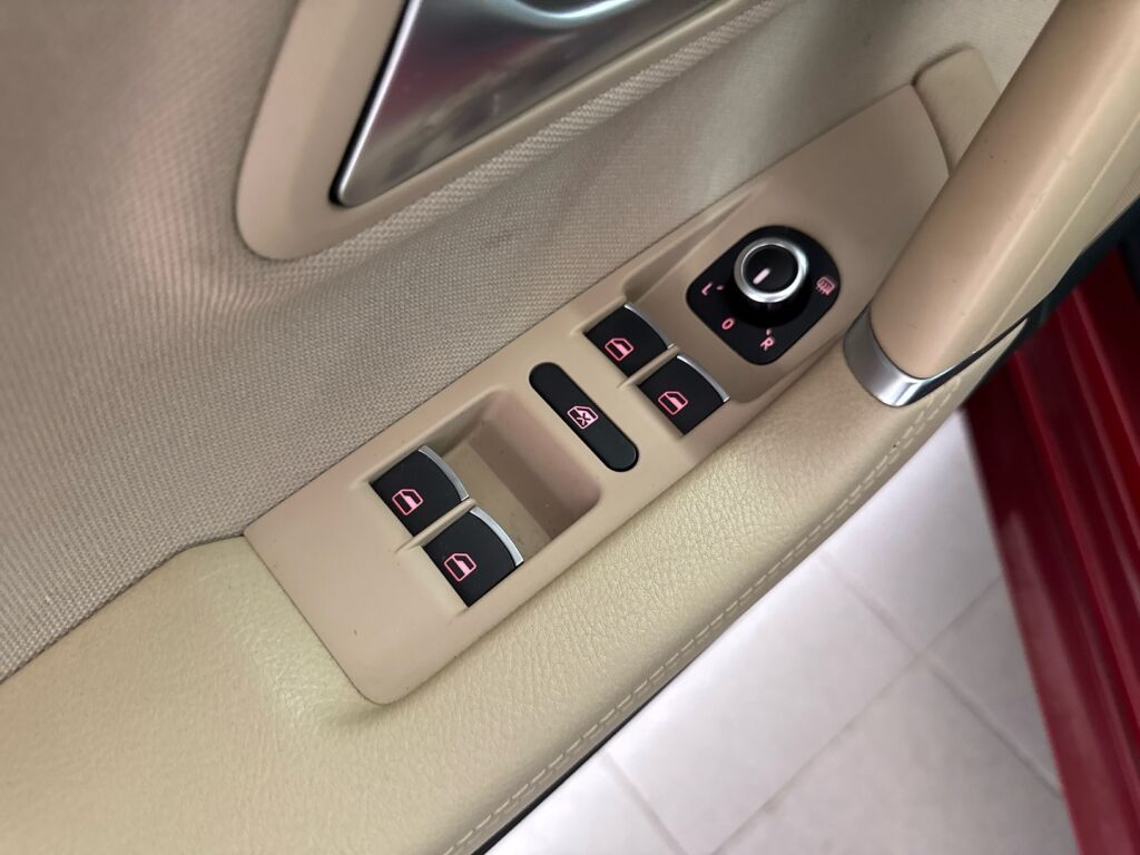 Volkswagen CC 2015 Punainen