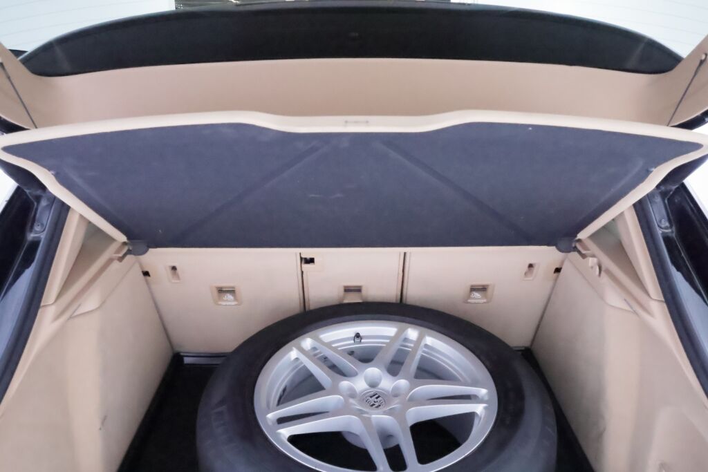 Porsche Macan 2015 Musta