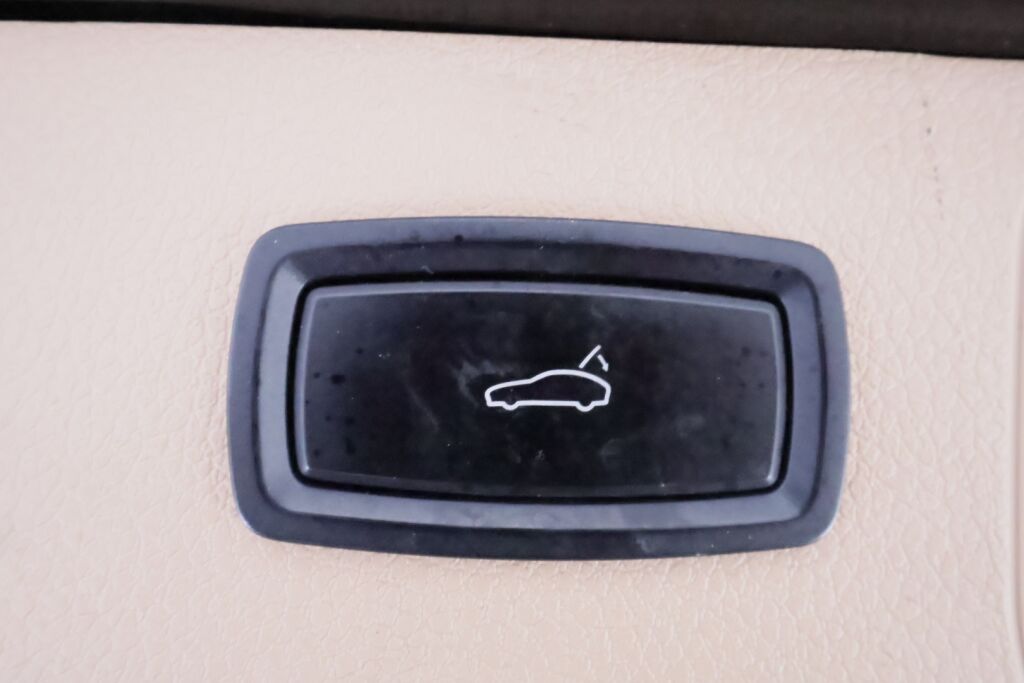 Porsche Macan 2015 Musta