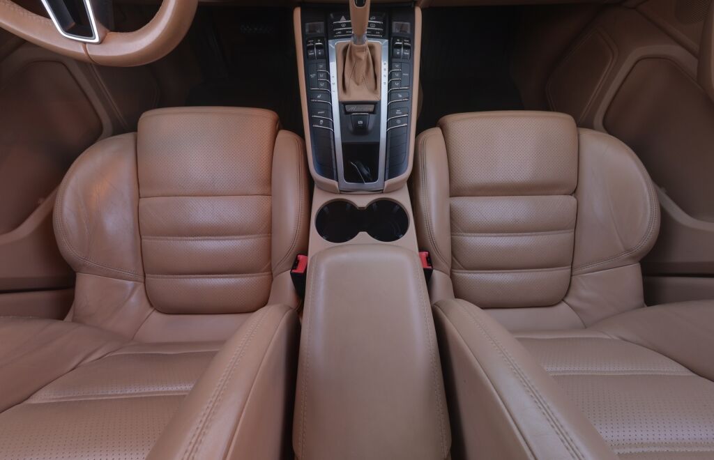 Porsche Macan 2015 Musta