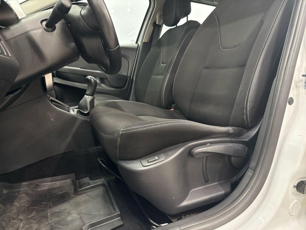 Renault Clio 2014 Valkoinen