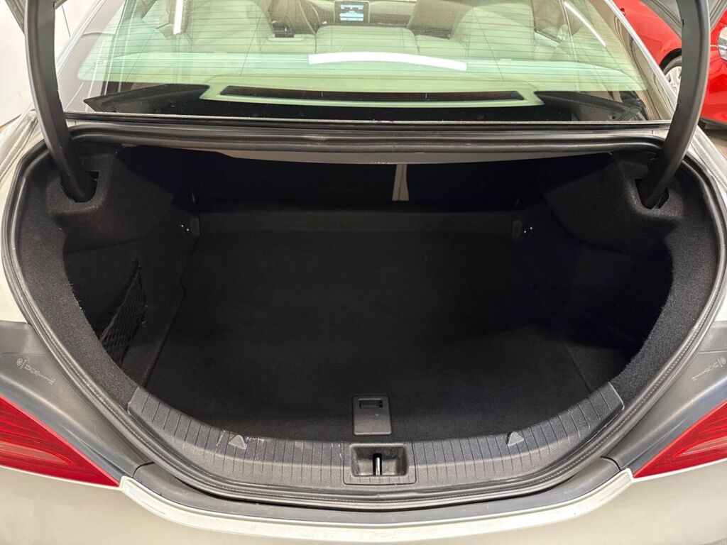 Mercedes-Benz CLA 2014 Harmaa