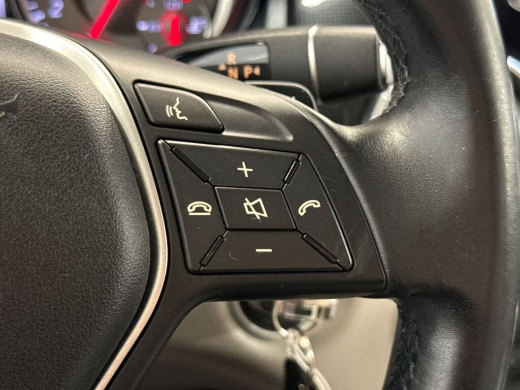 Mercedes-Benz CLA 2014 Harmaa