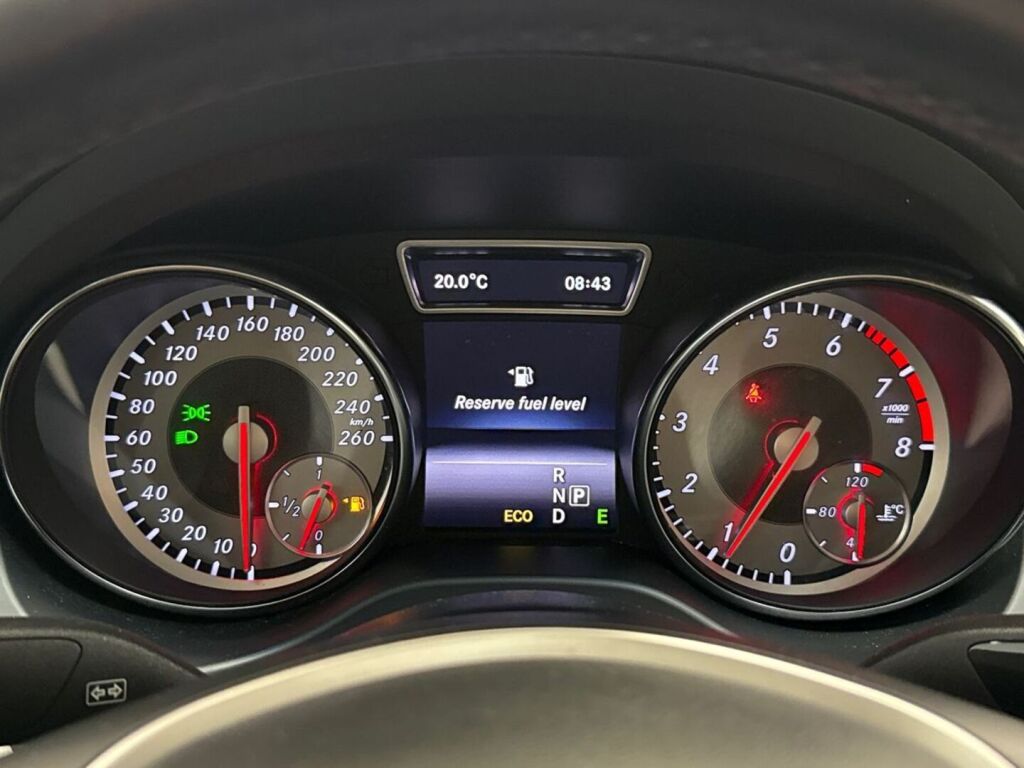 Mercedes-Benz CLA 2014 Harmaa