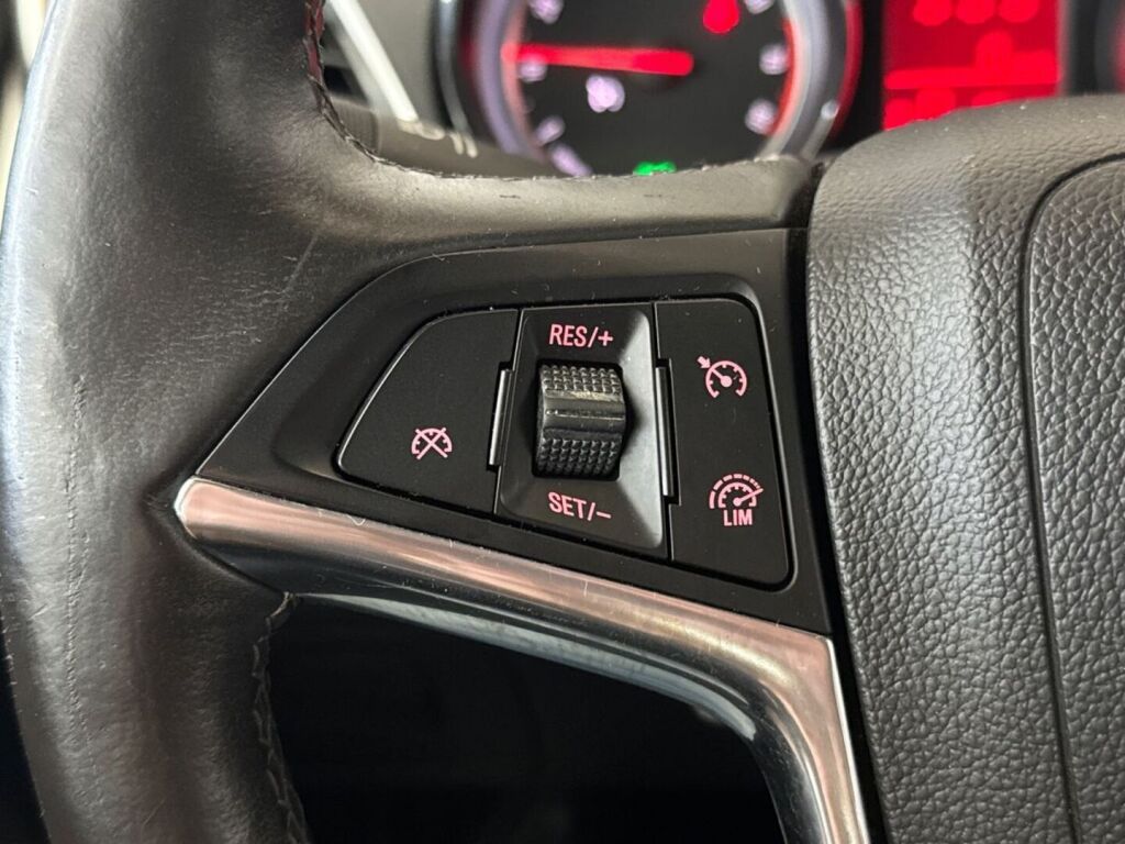 Opel Mokka 2014 Valkoinen