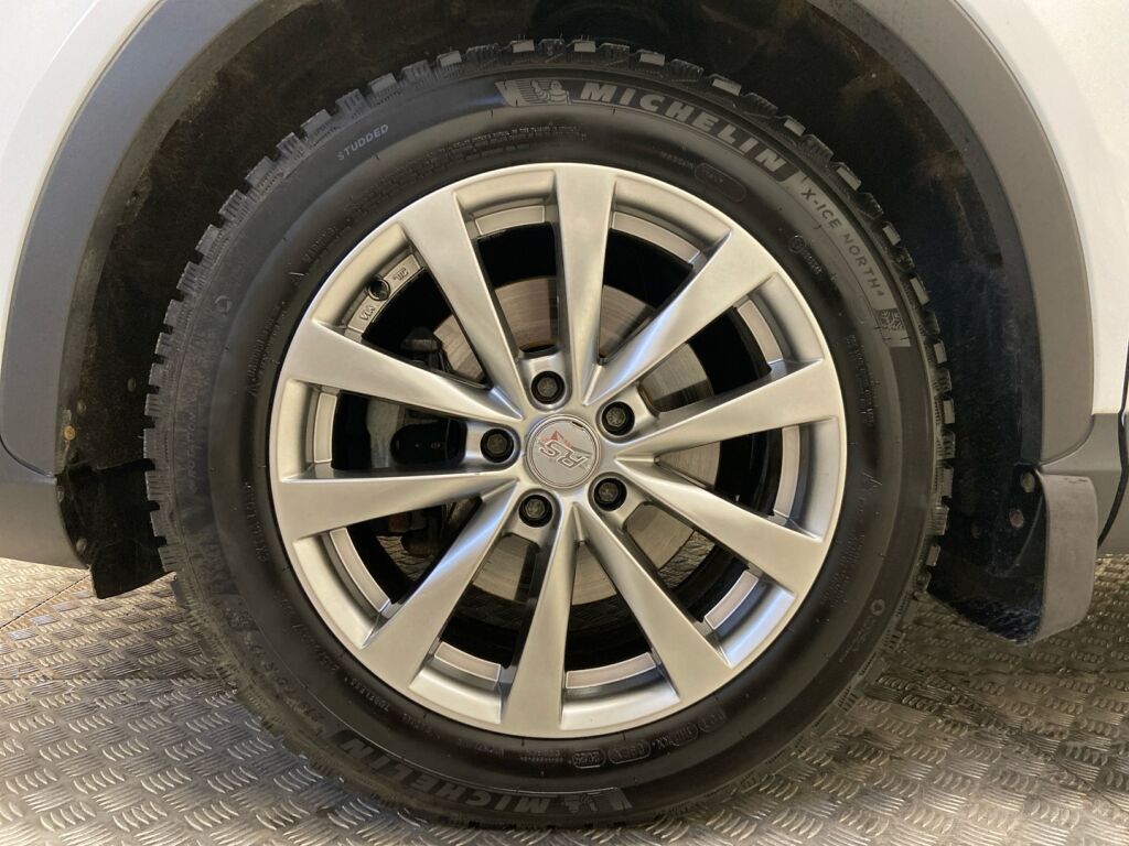 Audi Q3 2014 Valkoinen