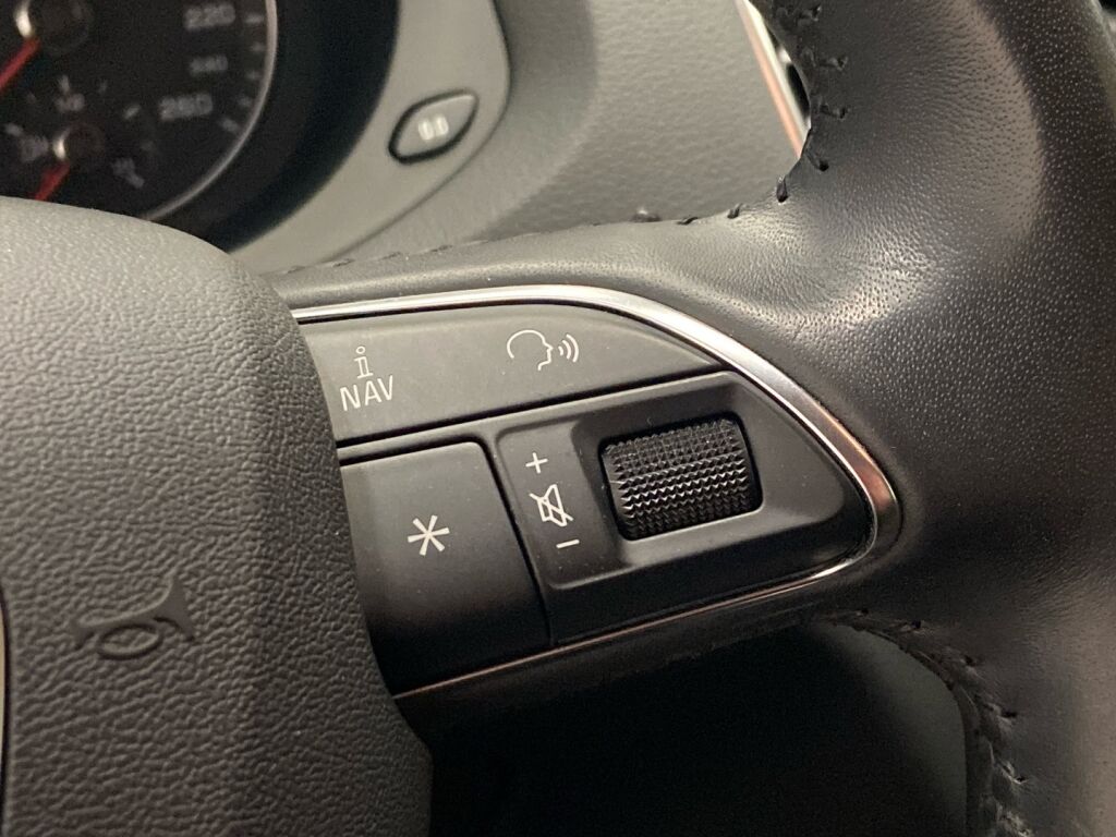 Audi Q3 2014 Valkoinen