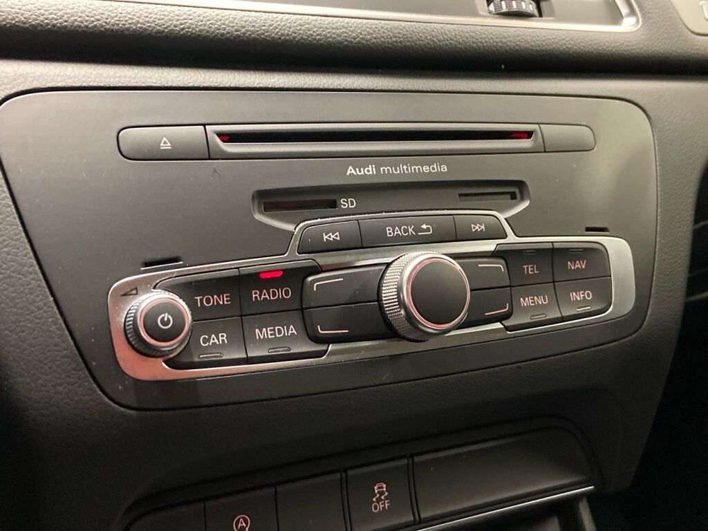 Audi Q3 2014 Valkoinen