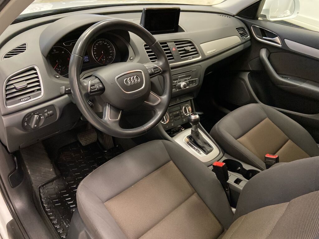 Audi Q3 2014 Valkoinen