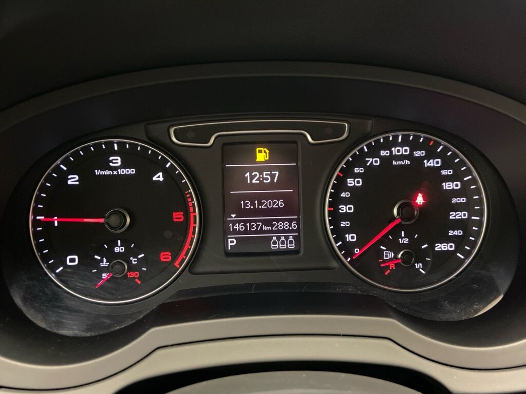 Audi Q3 2014 Valkoinen