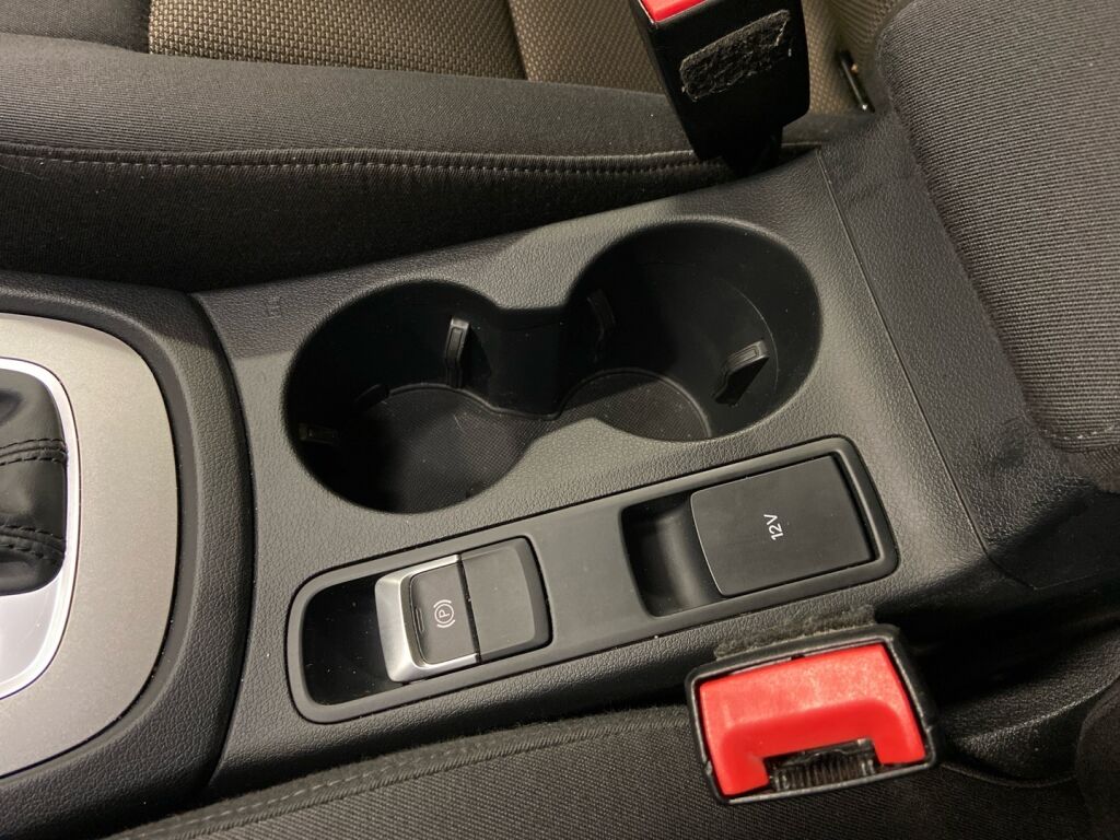 Audi Q3 2014 Valkoinen