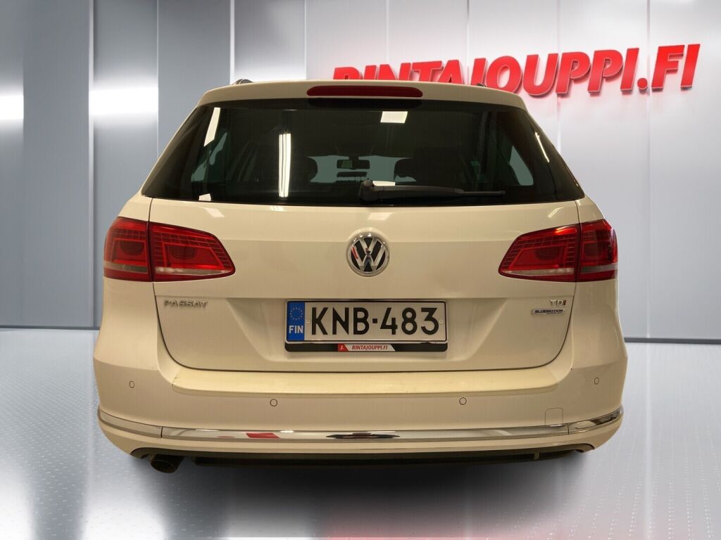 Volkswagen Passat 2014 Valkoinen