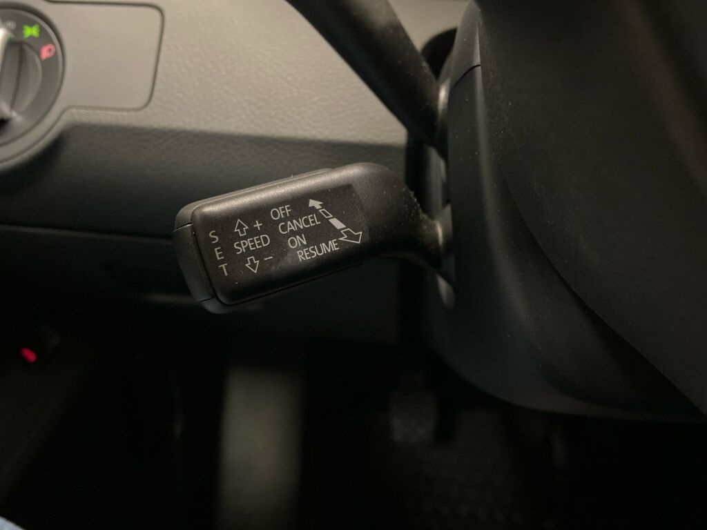 Volkswagen Passat 2014 Valkoinen