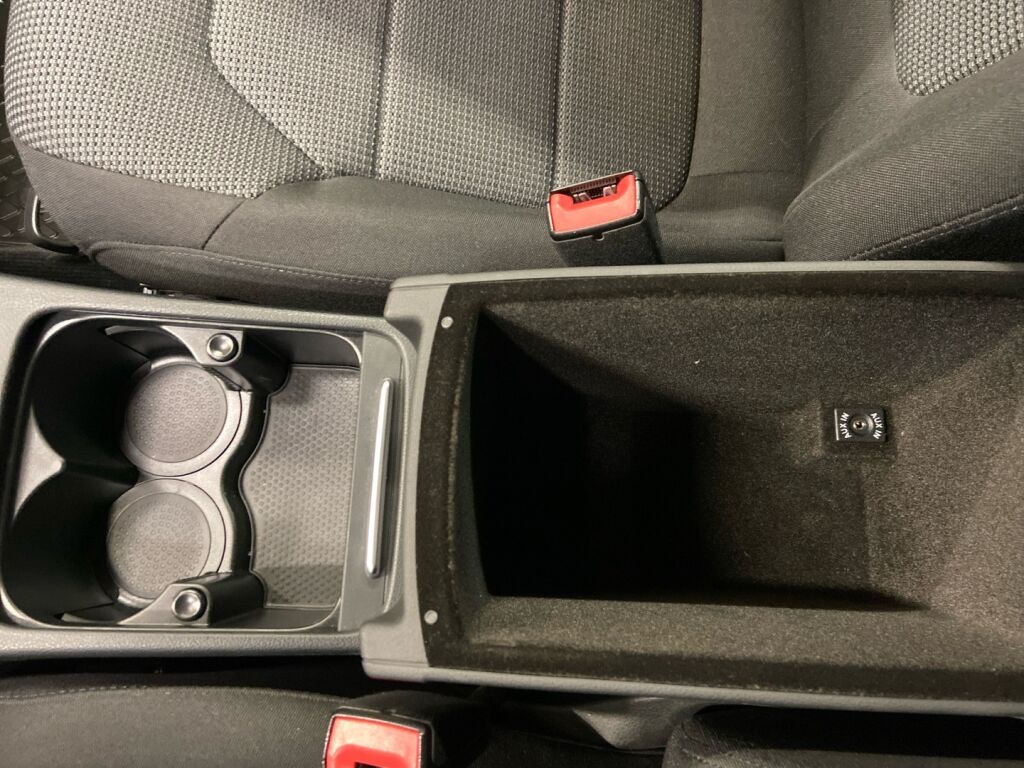 Volkswagen Passat 2014 Valkoinen