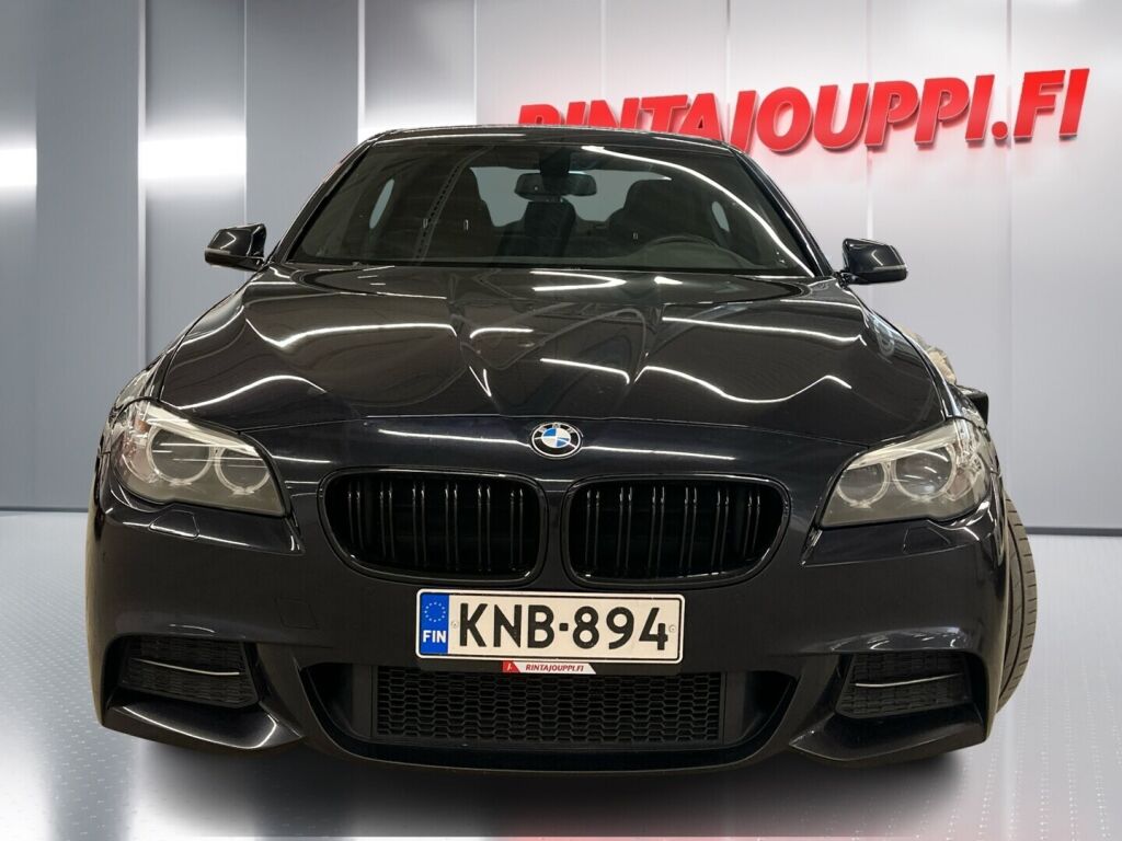 BMW 520 2014 Musta