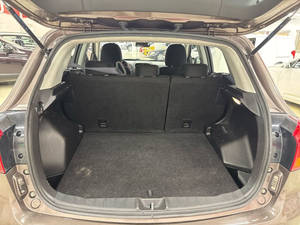 Mitsubishi ASX 2016 Ruskea (beige)