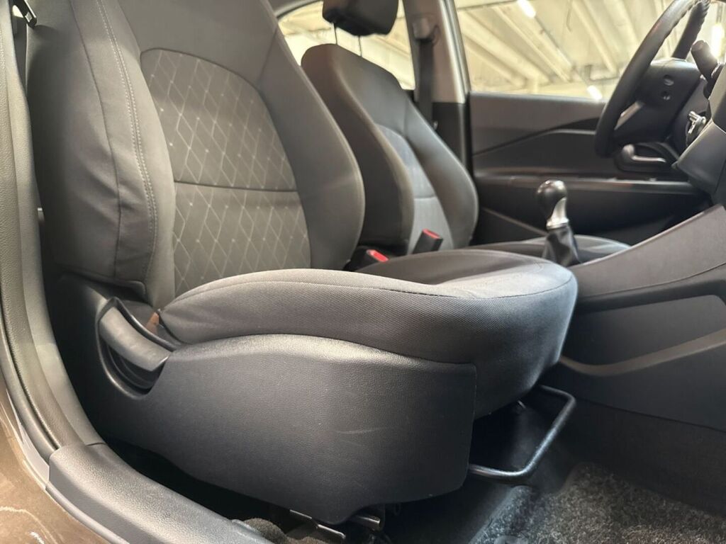 Kia Rio 2016 Ruskea (beige)