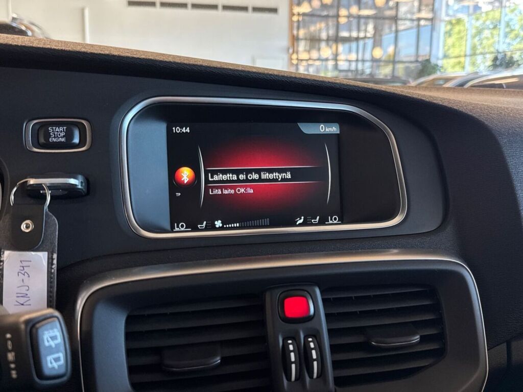 Volvo V40 Cross Country 2016 Harmaa