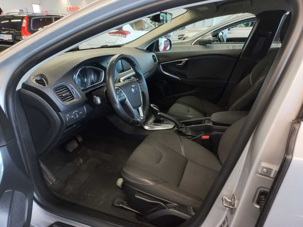 Volvo V40 Cross Country 2016 Harmaa